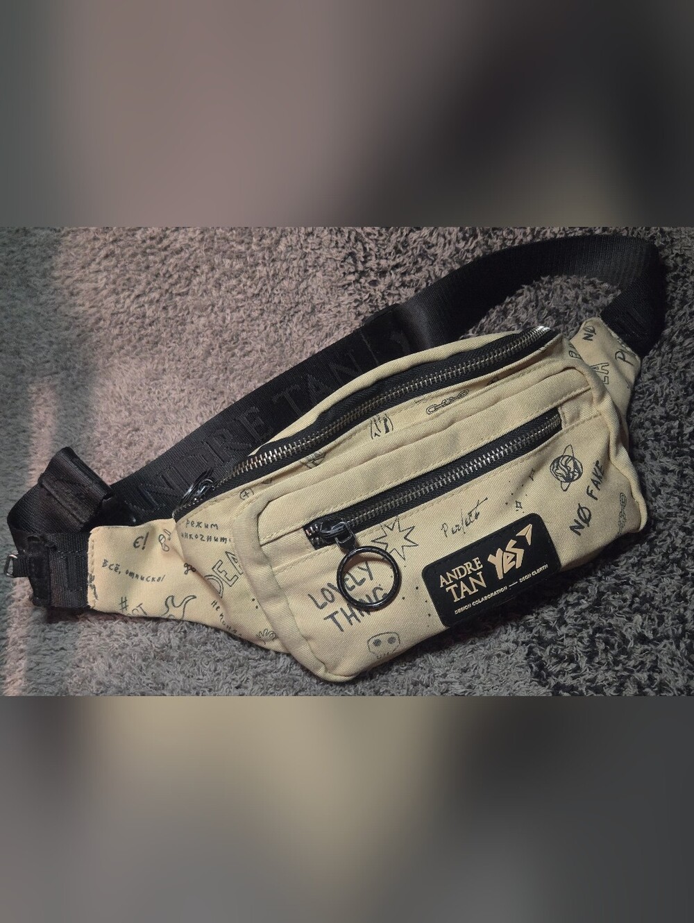 GUC Andre Tan x YES Graffiti Belt Bag - Cream/Beige - Rare European Import